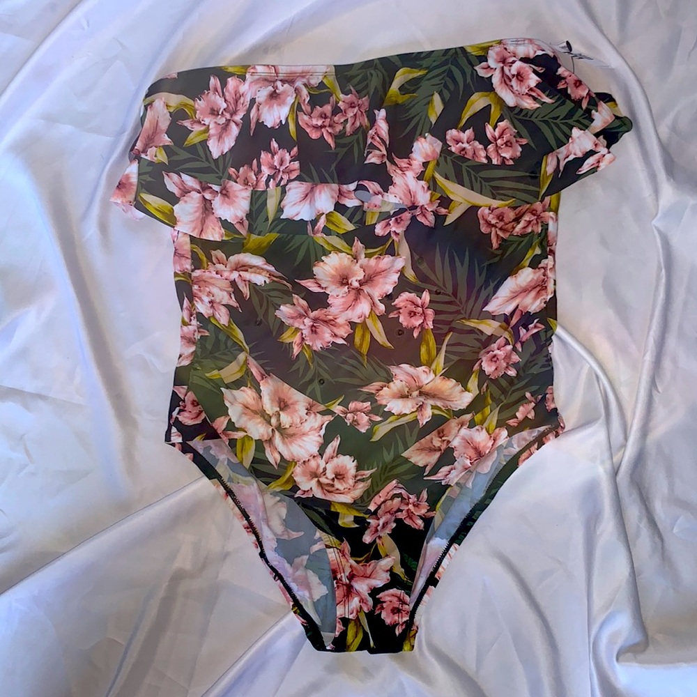 Women's Kona Sol Swim Kona Sol XL Coverage One Piece Swimsuit